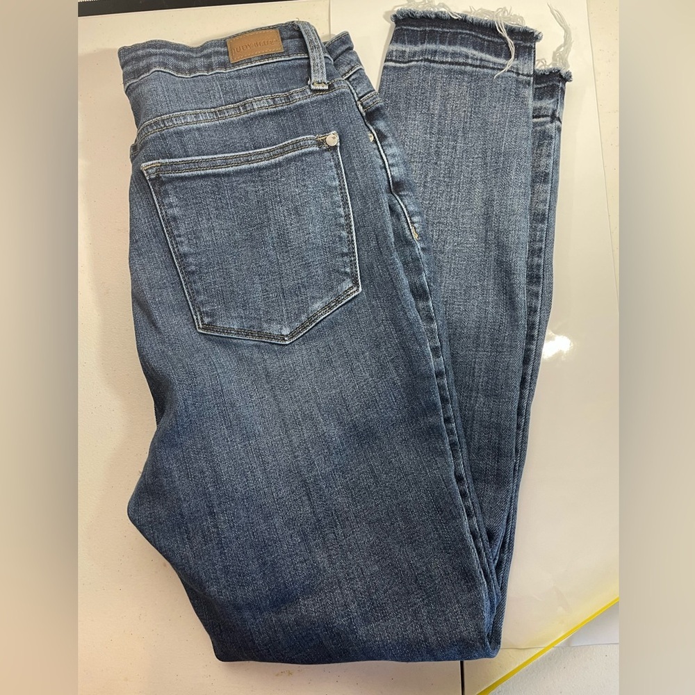 Judy Blue Kirsten Jeans 13 /31 skinny fit stretch light distressed - Picture 1 of 5